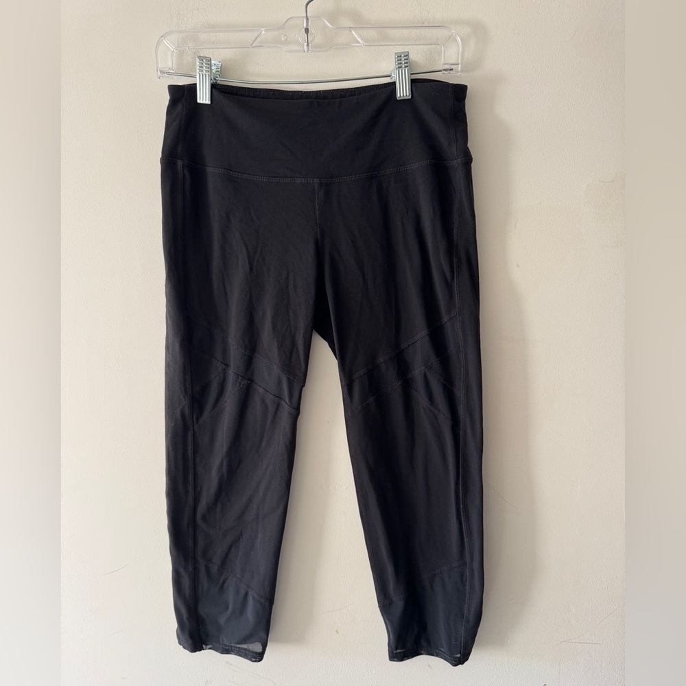 Athleta Cropped Athletic Black Leggings